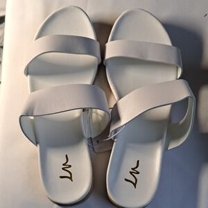 Elegant White Sandals for Effortless Style